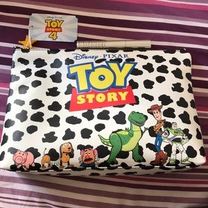 COPY - Disney Toy Story 4 Make up bag
